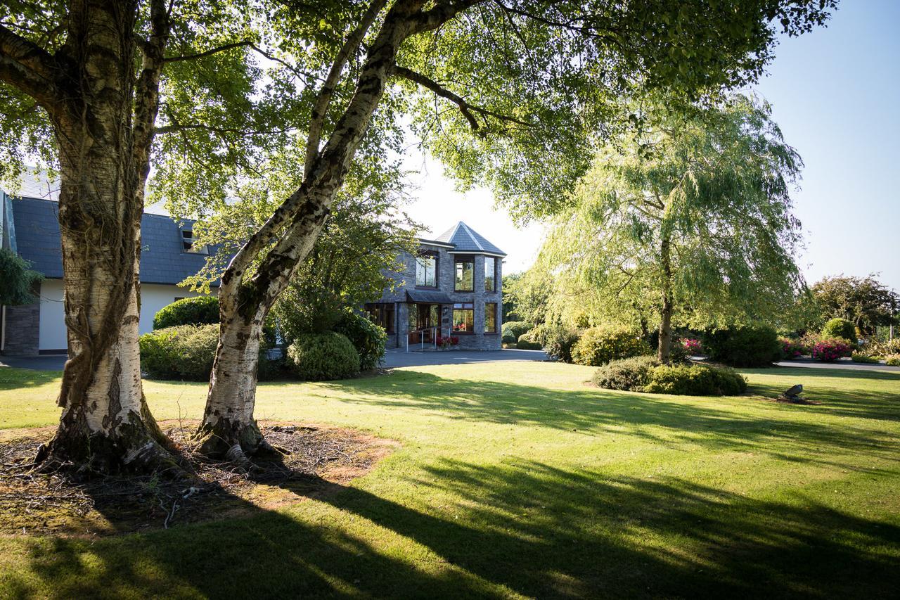 Kathleens Country House Lower Coolcorcoran Exterior photo